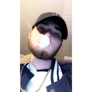 Meet your Posher, Dustin